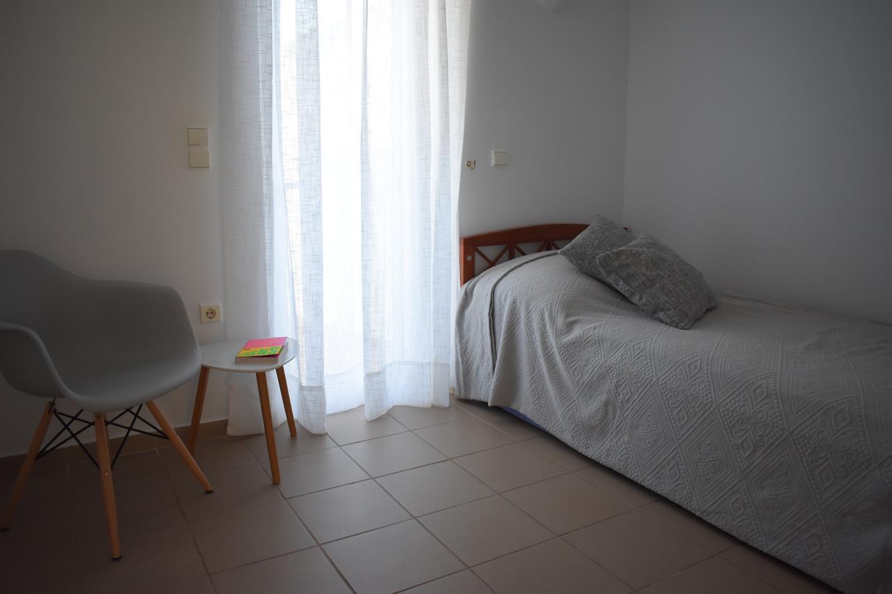El Mar, 2 Bdr Seaview Apartment, 7 Min From Beach Lagonisi Exterior photo